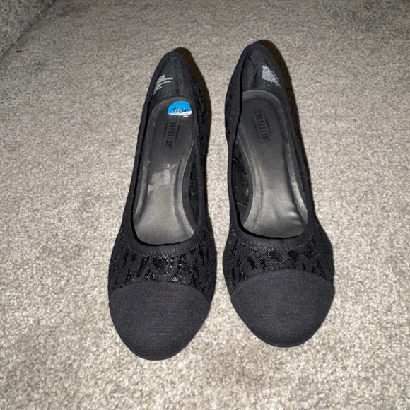 Seychelles Black Lace Wedge Heel Pumps Women's‎ Dress Shoes Classic size 10 - Picture 2 of 7